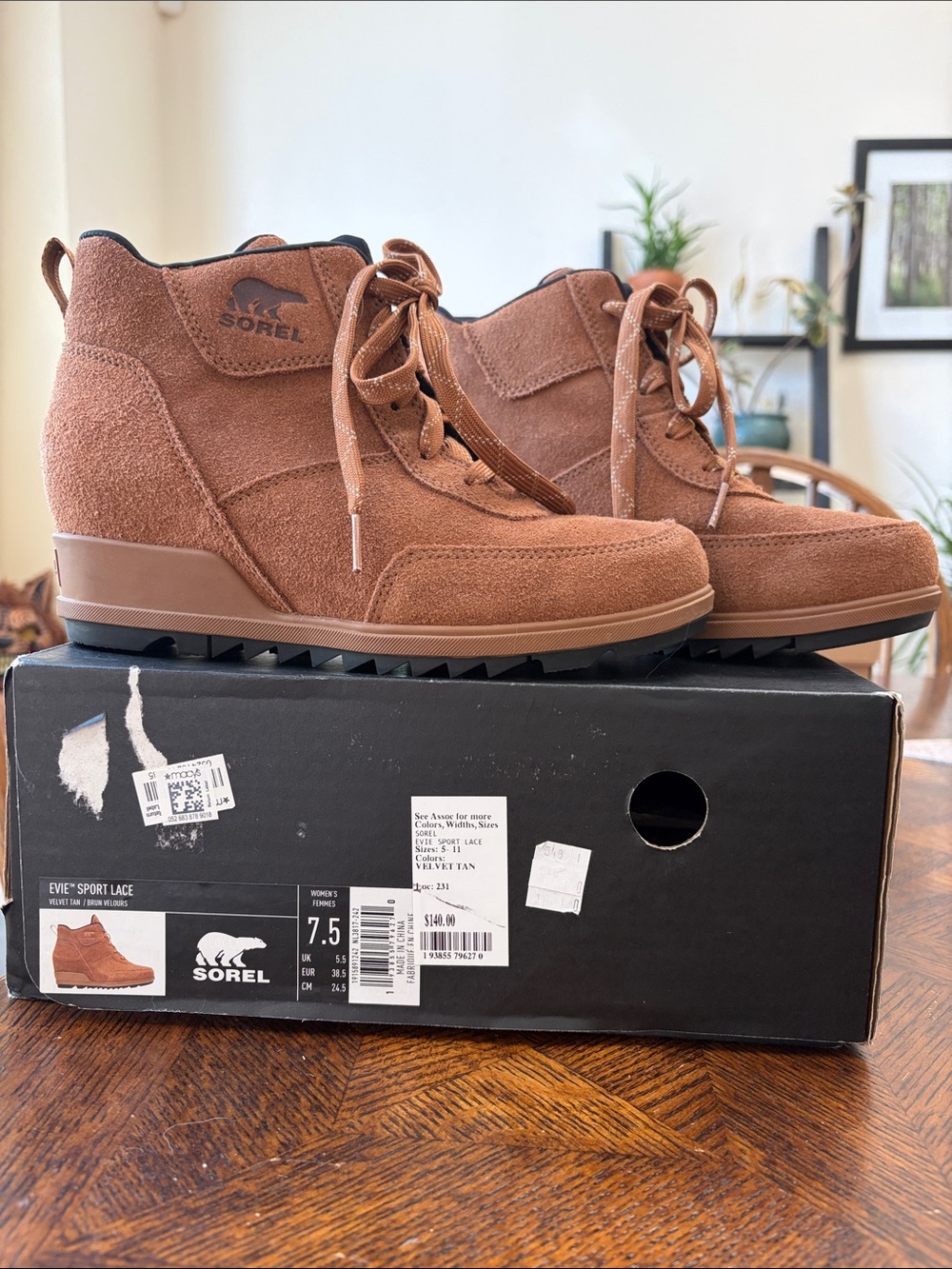 Sorel Evie Sport Lace velvet tan size 7.5